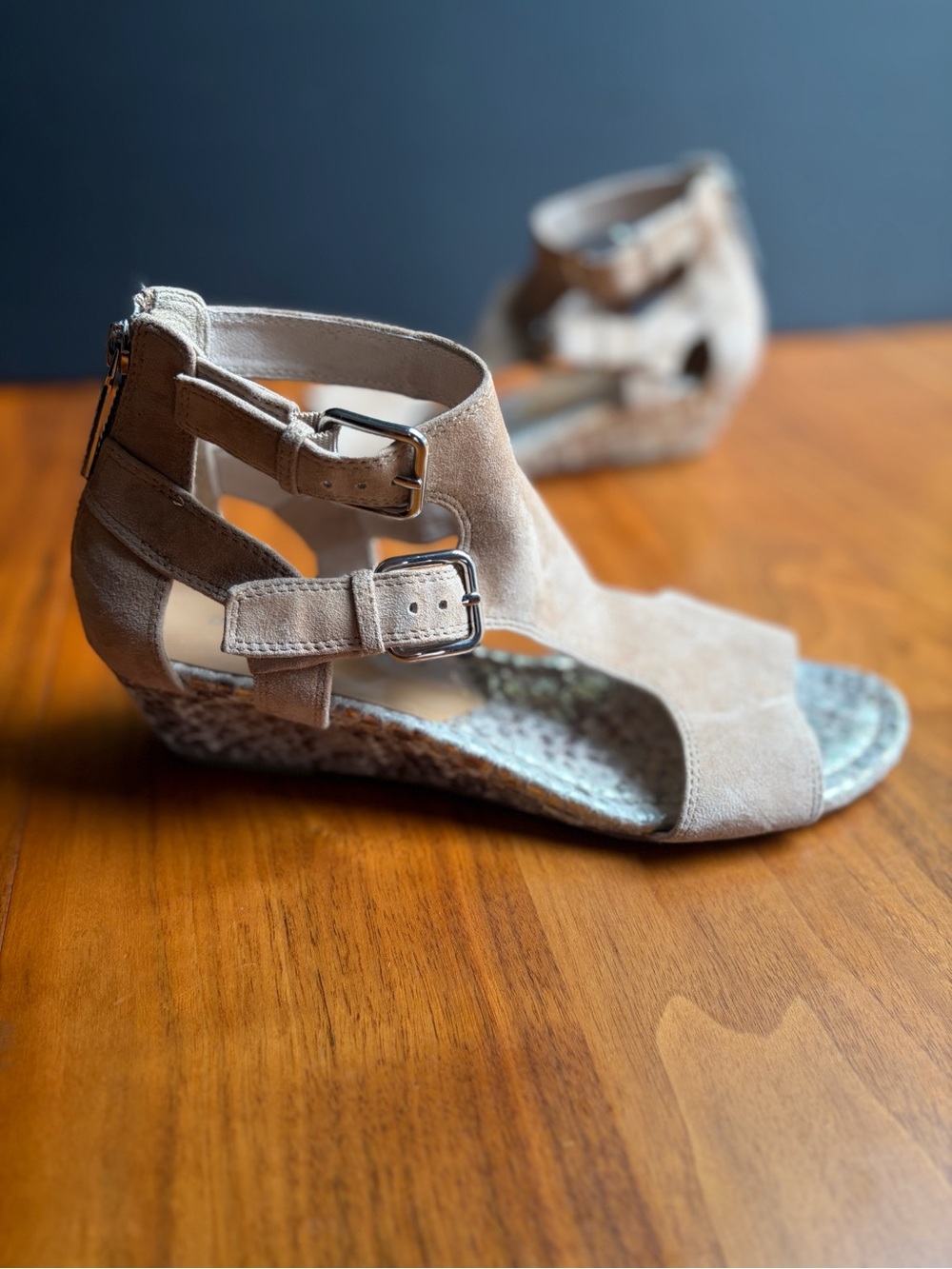Donald J Pliner Eden Taupe Suede Gladiator T-Strap Demi Wedge Sandals Size 7.5